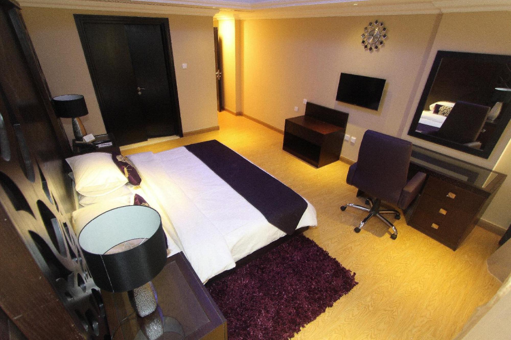 Ivory Grand Hotel Apartments Dubai Rum bild
